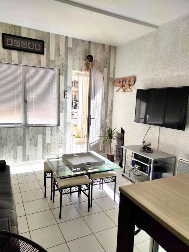 Appartement T2 Au Port De Canet-En-Roussillon - Proche De La Plage Et De L'Aquarium Oniria Ngoại thất bức ảnh
